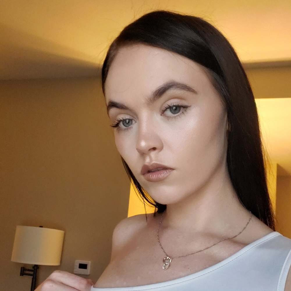 Meet your Posher, Rebekah